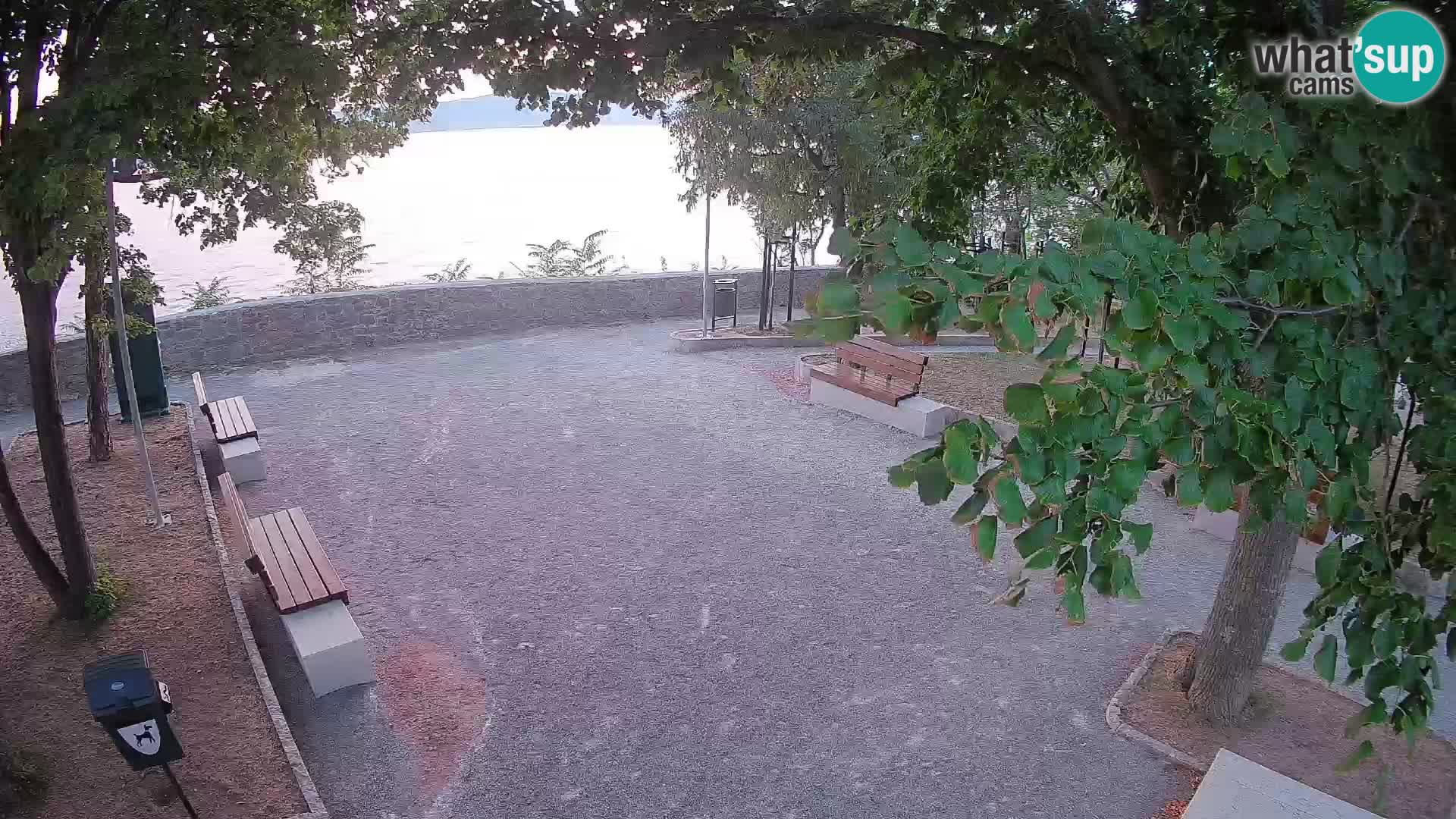 Kamera uživo Senj – Park književnika i Velebitski kanal