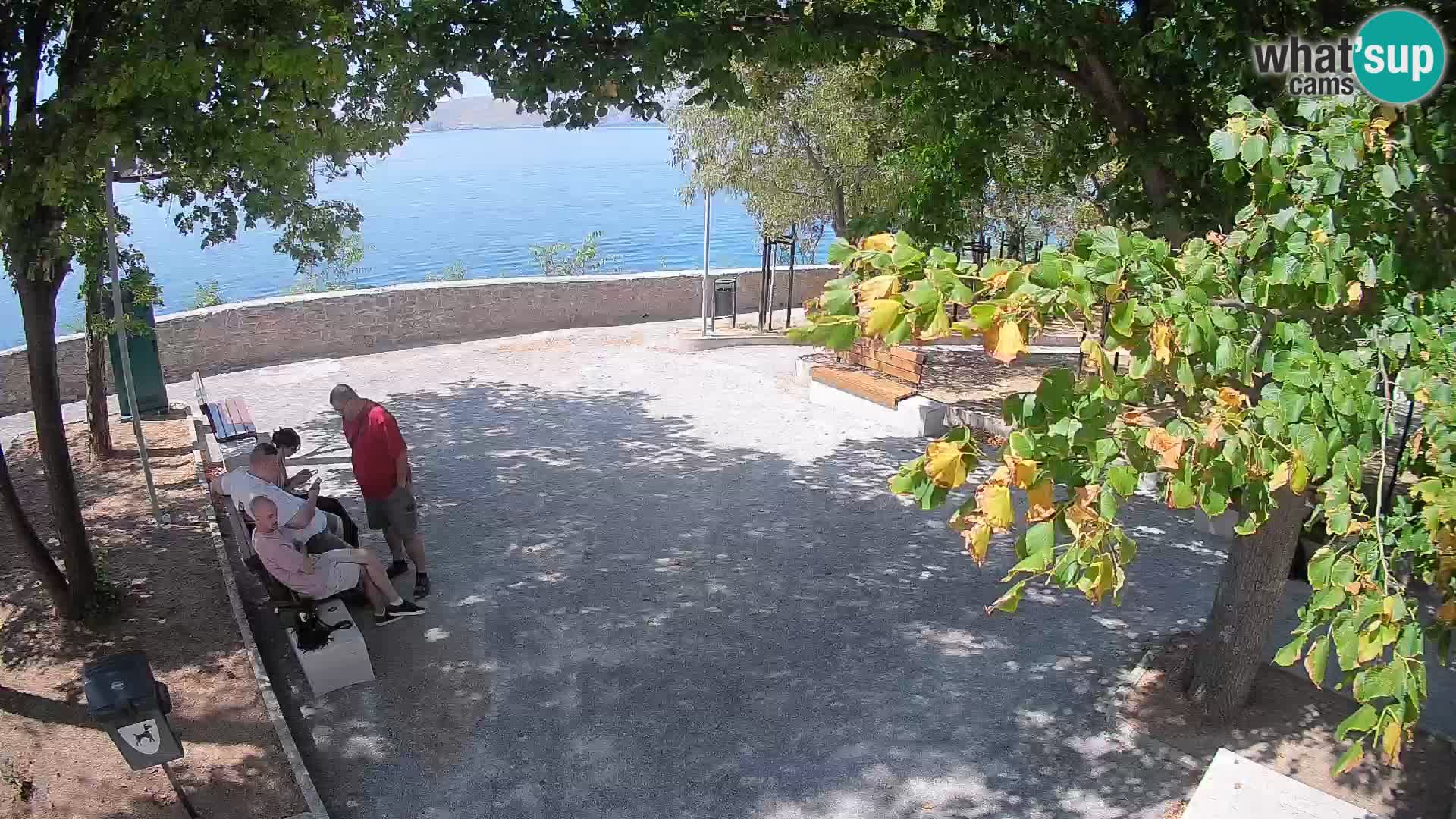 Spletna kamera Senj v živo – Park pisateljev in Velebitski kanal