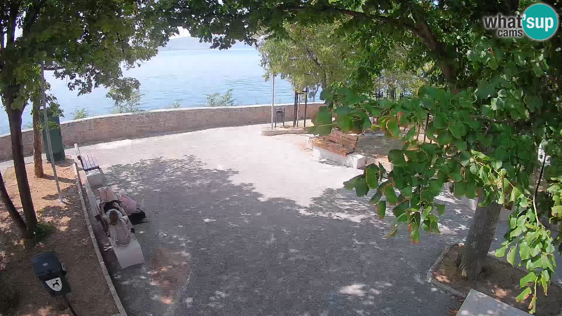 Webcam Senj en direct – Parc des Écrivains et canal du Velebit