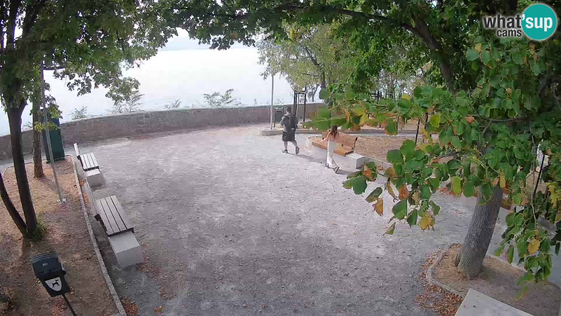 Webcam Senj en direct – Parc des Écrivains et canal du Velebit