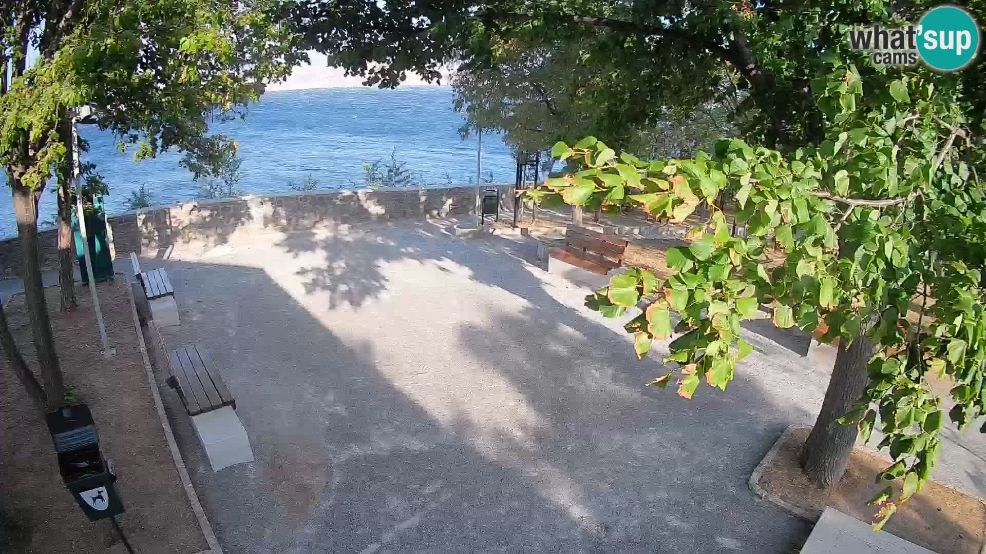 Kamera uživo Senj – Park književnika i Velebitski kanal