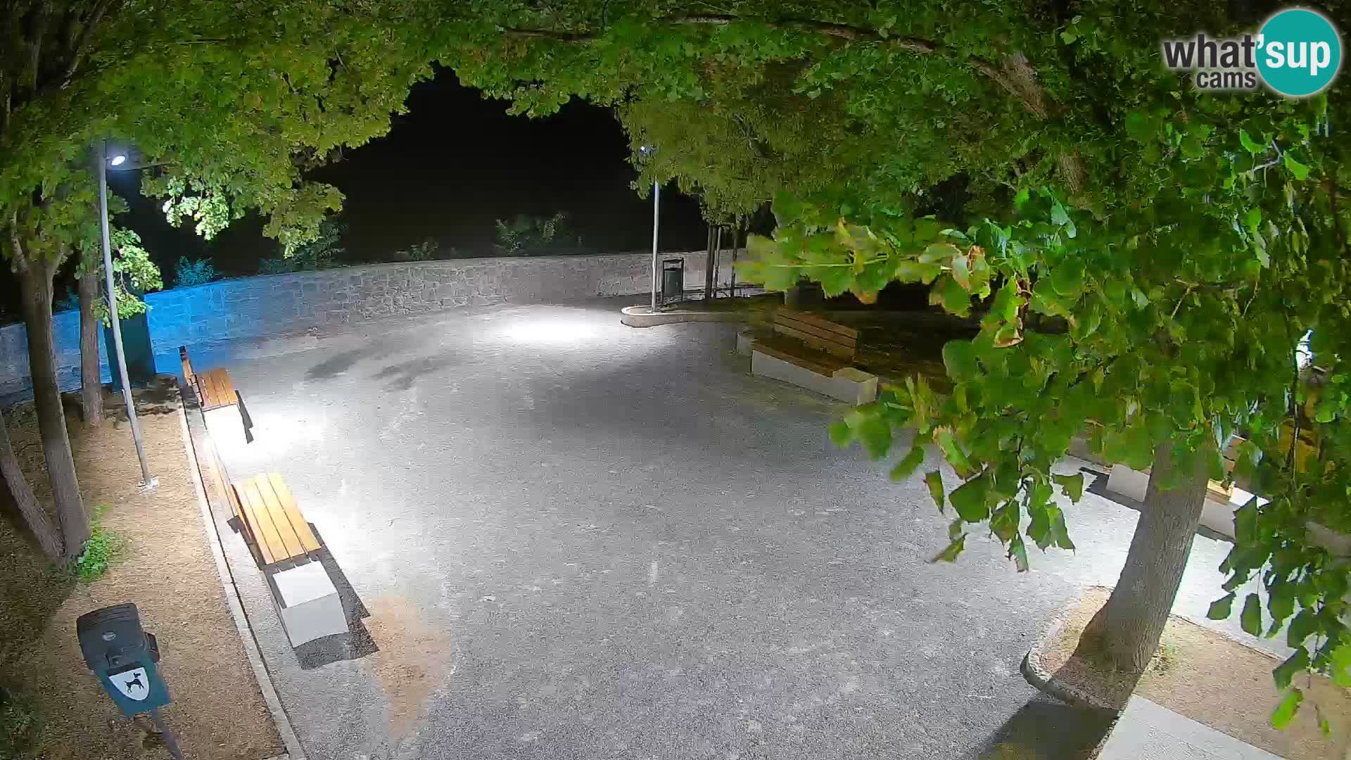Senj Live Webcam – Schriftstellerpark und Velebit-Kanal