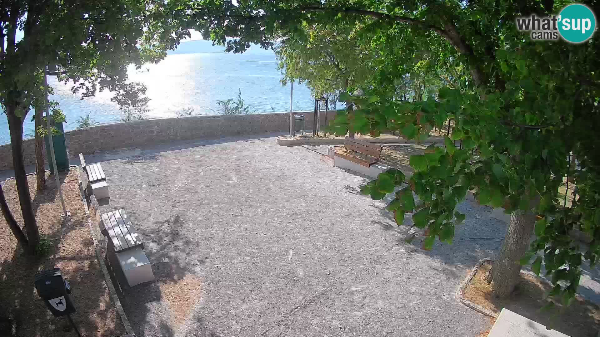 Kamera uživo Senj – Park književnika i Velebitski kanal