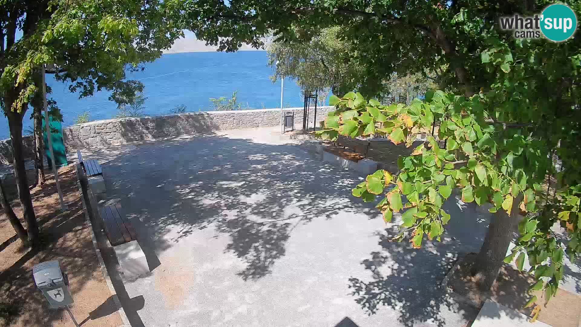 Kamera uživo Senj – Park književnika i Velebitski kanal