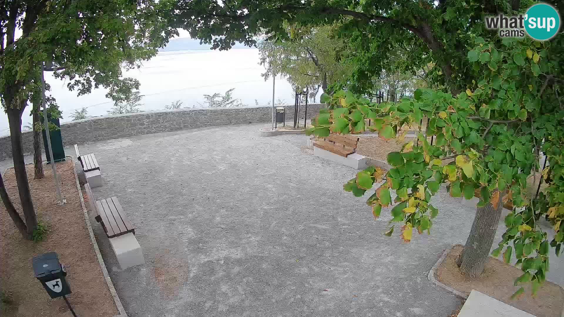 Kamera uživo Senj – Park književnika i Velebitski kanal
