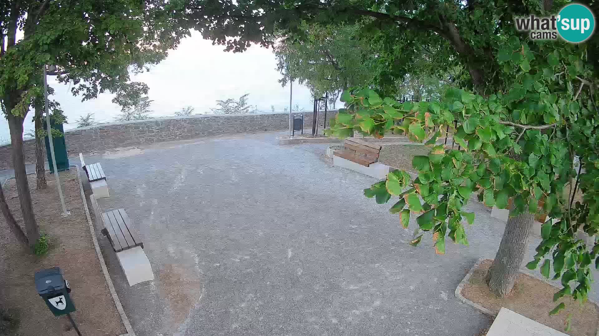 Senj Live Webcam – Schriftstellerpark und Velebit-Kanal