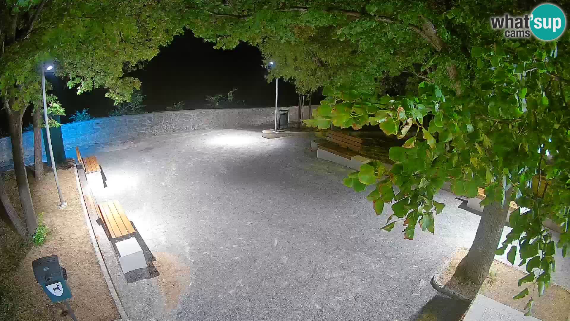 Kamera uživo Senj – Park književnika i Velebitski kanal
