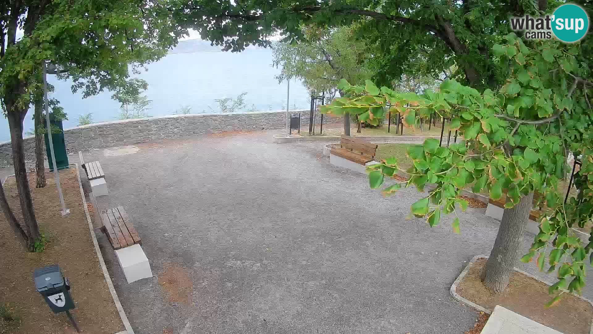 Senj Live Webcam – Schriftstellerpark und Velebit-Kanal