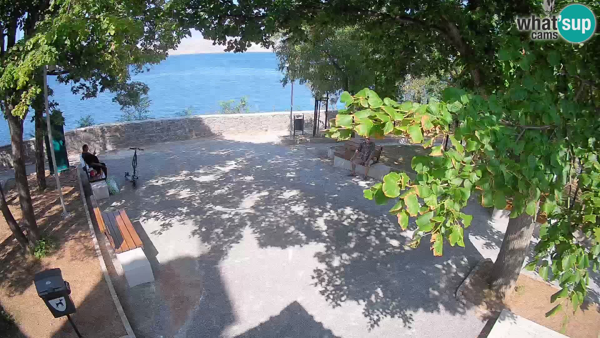 Kamera uživo Senj – Park književnika i Velebitski kanal