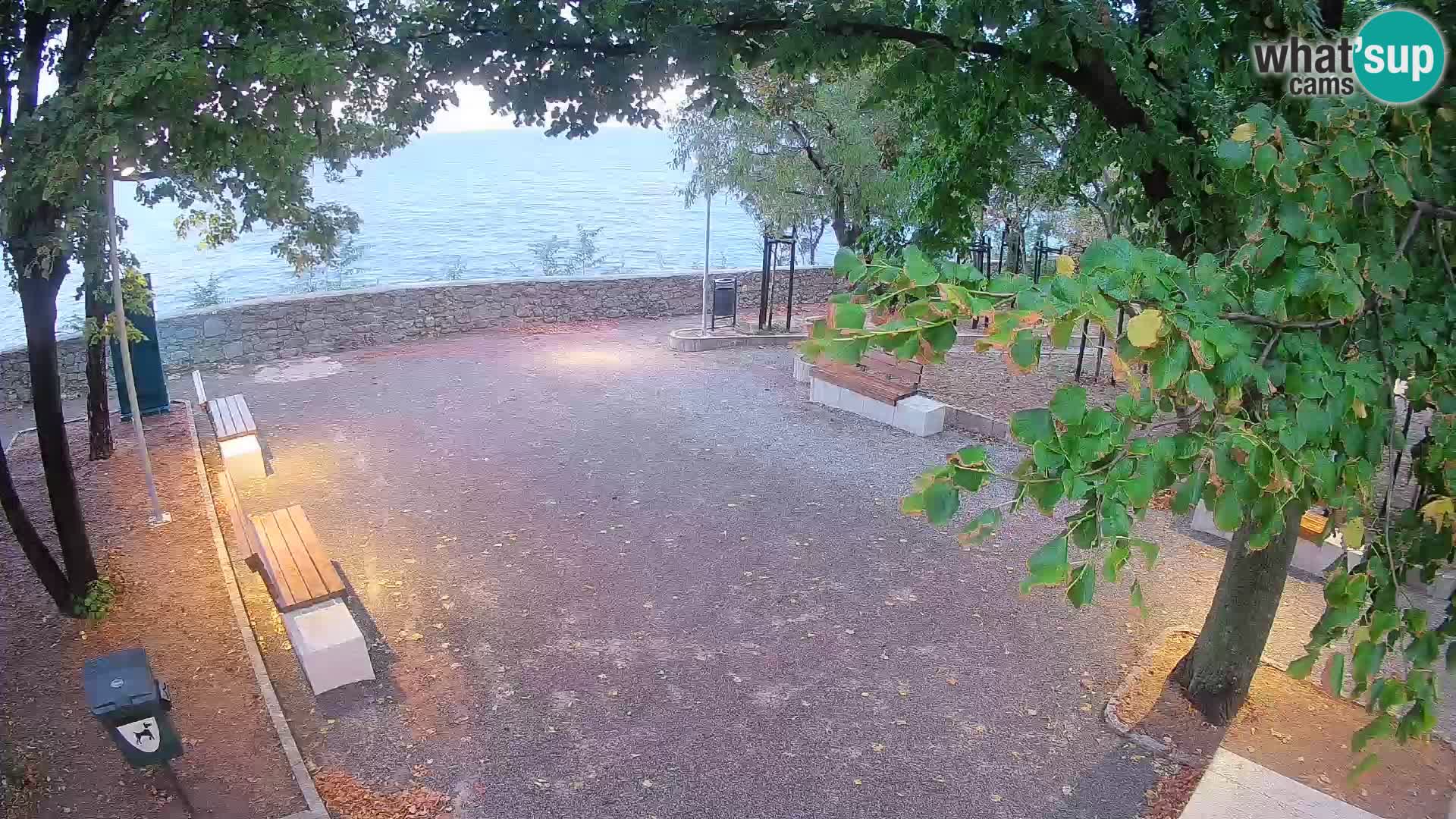 Senj Live Webcam – Schriftstellerpark und Velebit-Kanal