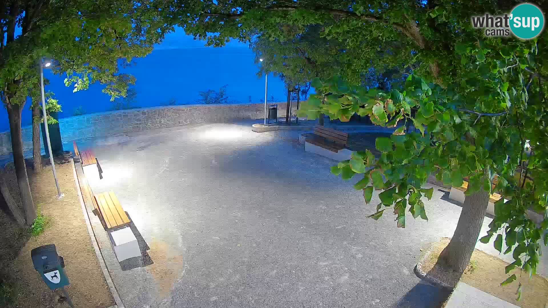 Senj Live Webcam – Schriftstellerpark und Velebit-Kanal