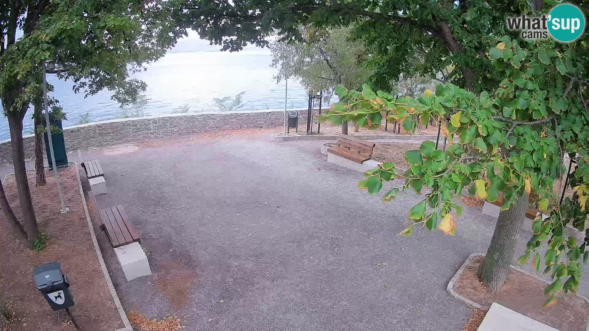 Webcam Senj en direct – Parc des Écrivains et canal du Velebit