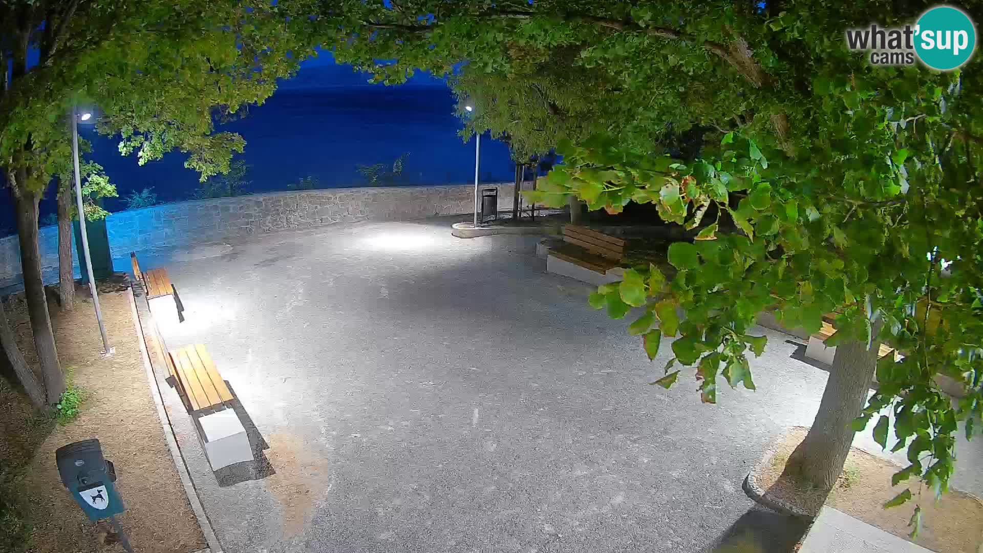 Senj Live Webcam – Schriftstellerpark und Velebit-Kanal
