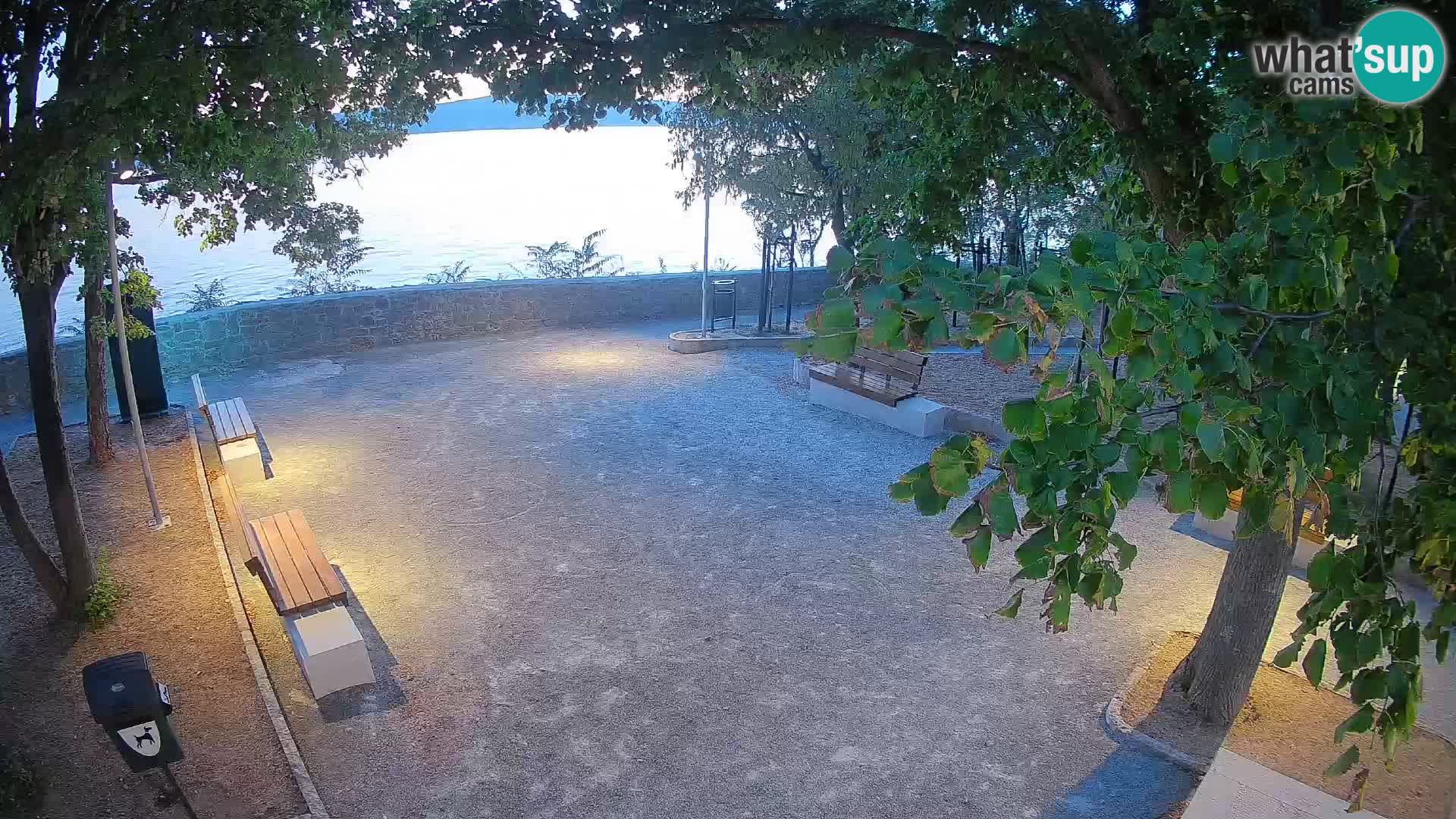 Senj Live Webcam – Schriftstellerpark und Velebit-Kanal