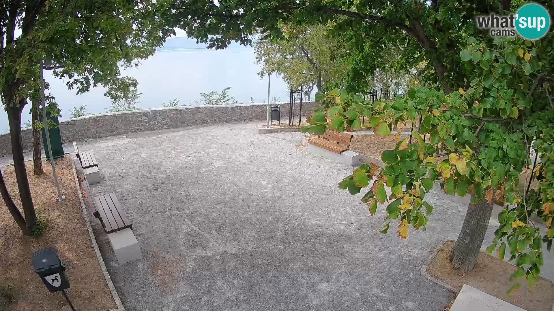 Senj Live Webcam – Schriftstellerpark und Velebit-Kanal