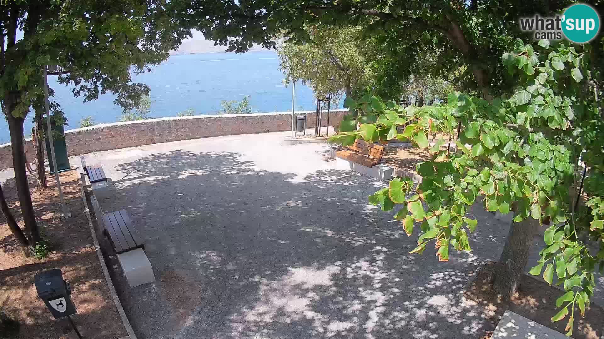 Kamera uživo Senj – Park književnika i Velebitski kanal