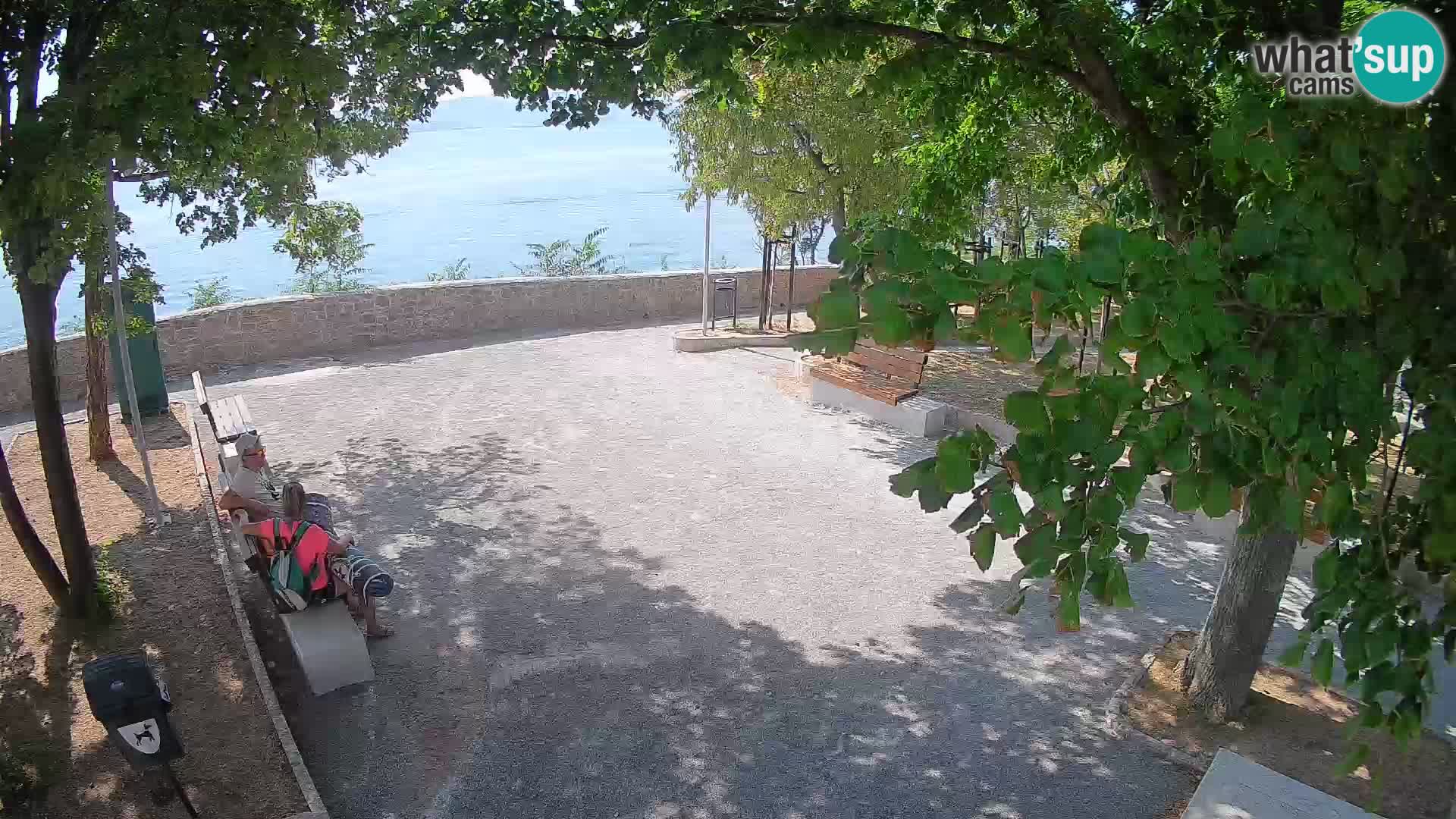 Webcam Senj en direct – Parc des Écrivains et canal du Velebit
