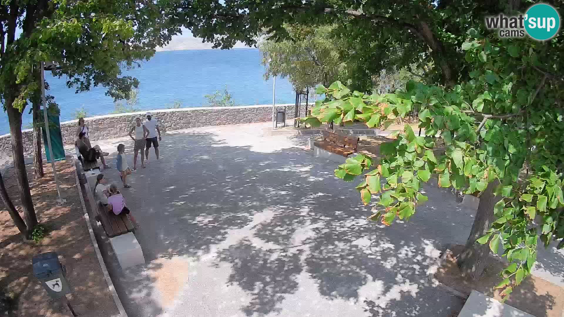 Webcam Senj en direct – Parc des Écrivains et canal du Velebit