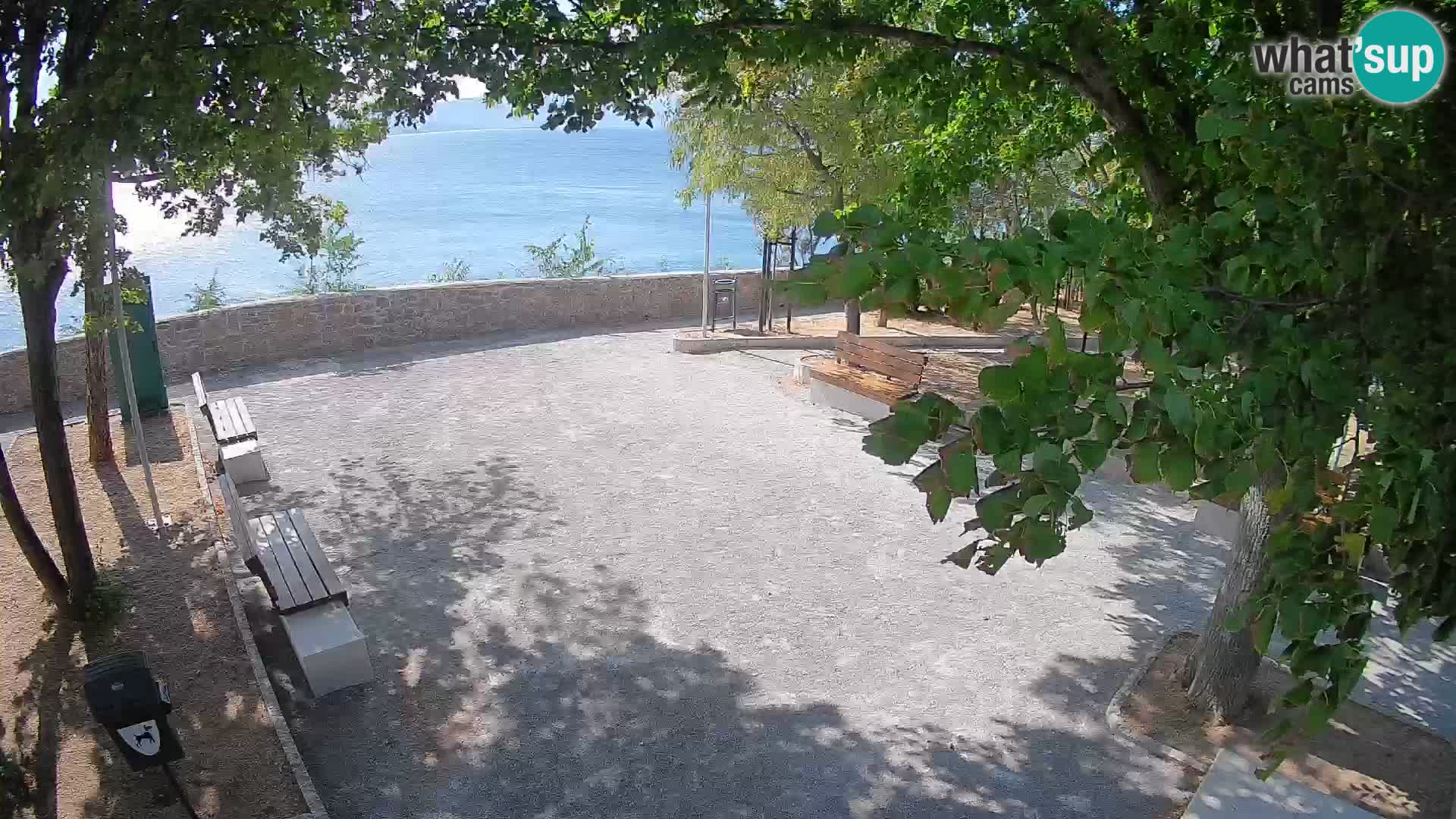 Webcam Senj en direct – Parc des Écrivains et canal du Velebit