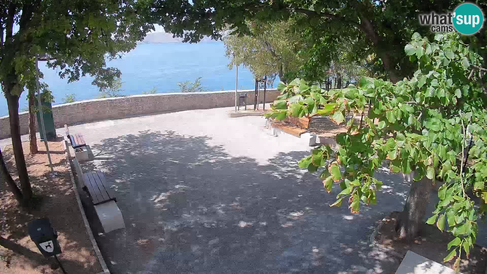 Kamera uživo Senj – Park književnika i Velebitski kanal