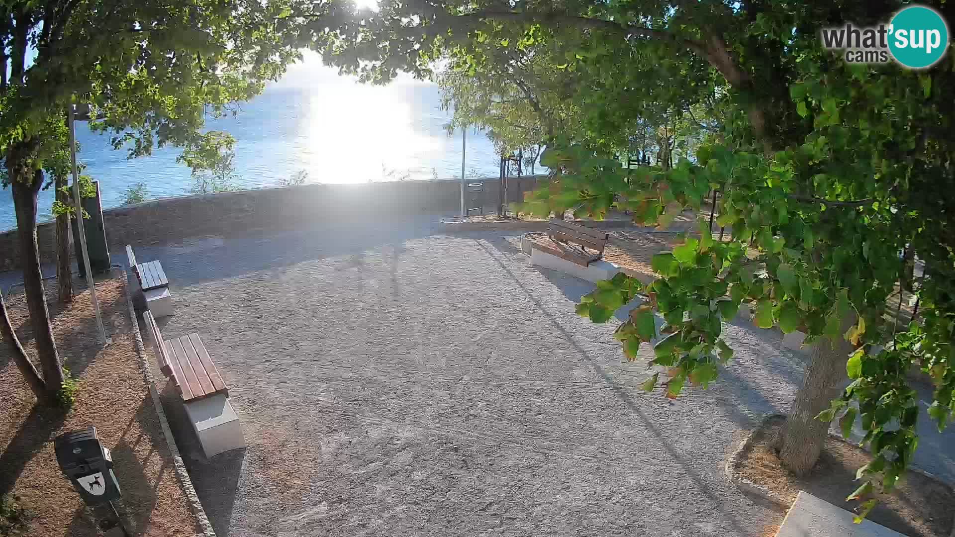 Kamera uživo Senj – Park književnika i Velebitski kanal