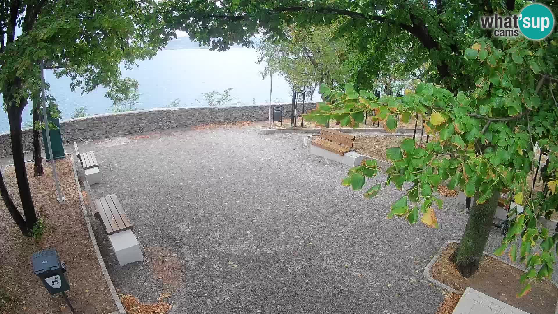 Webcam Senj en direct – Parc des Écrivains et canal du Velebit