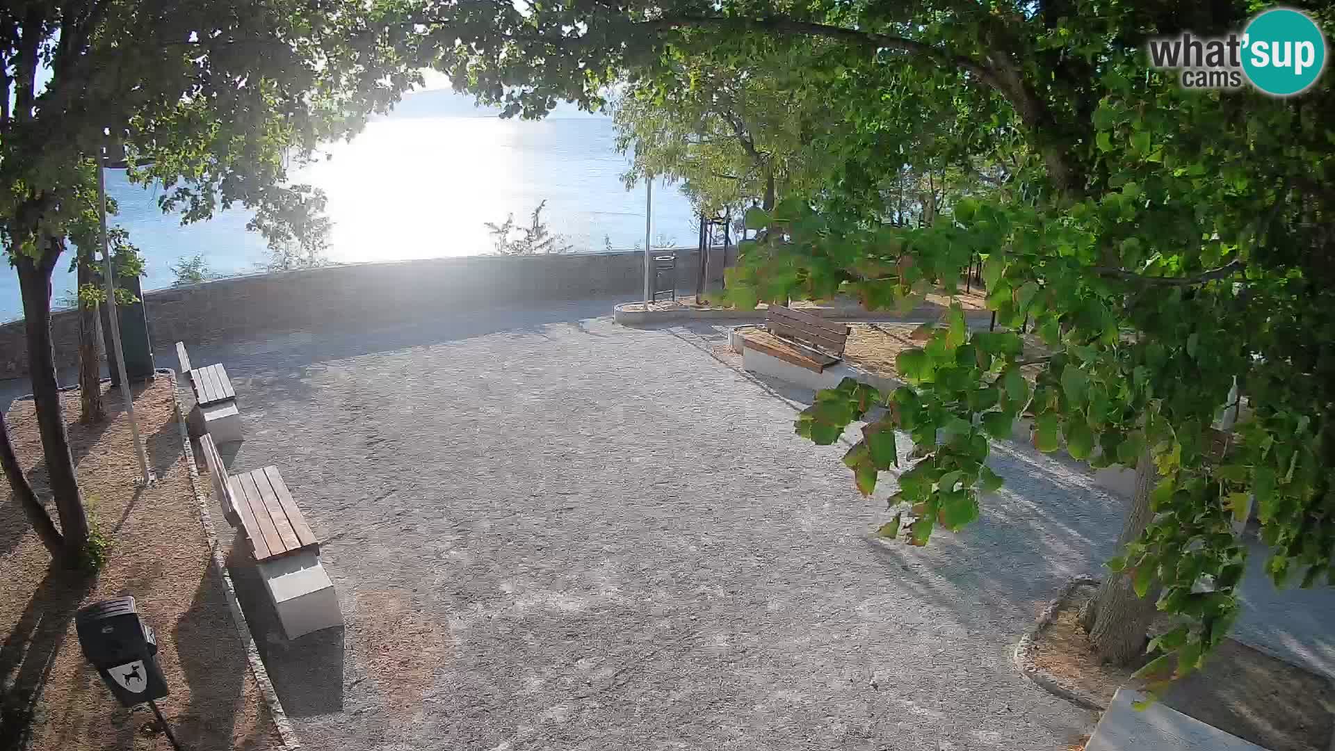 Webcam Senj en direct – Parc des Écrivains et canal du Velebit
