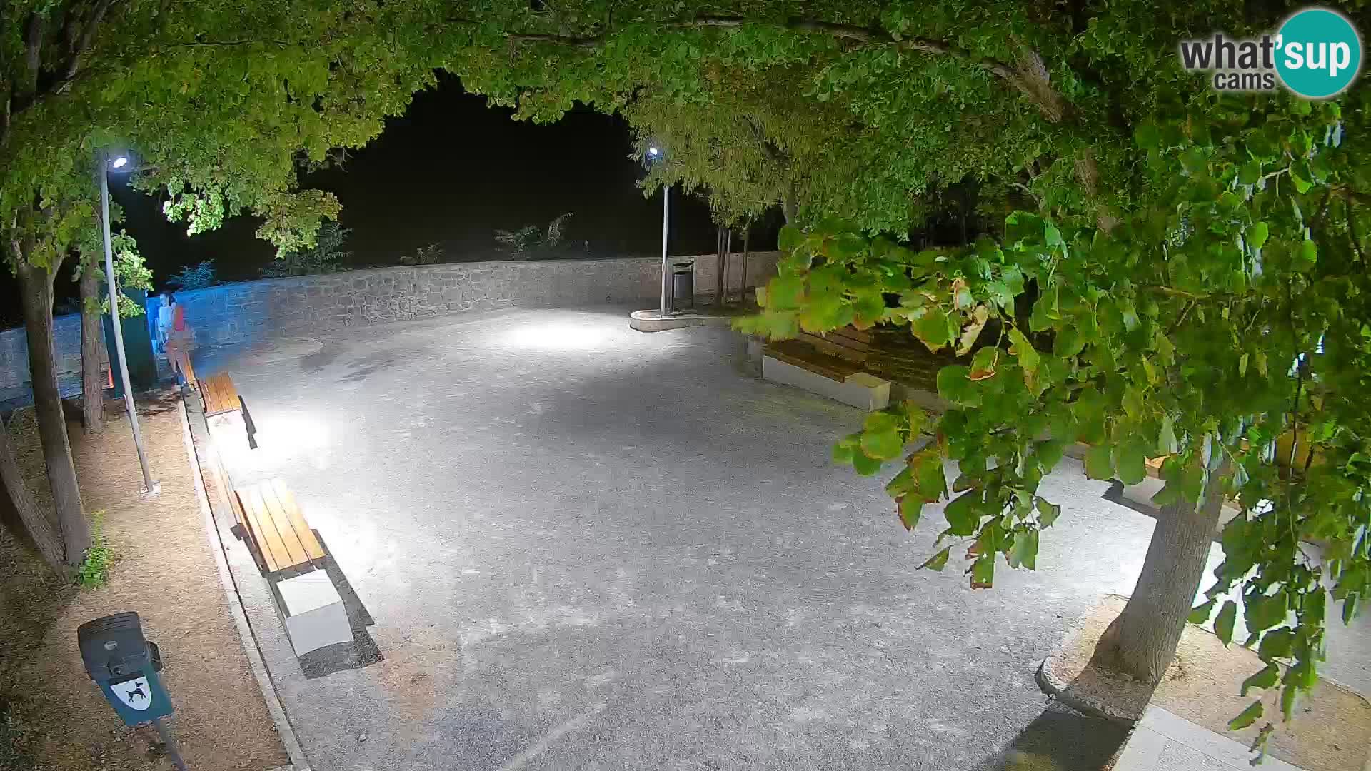 Webcam Senj en direct – Parc des Écrivains et canal du Velebit