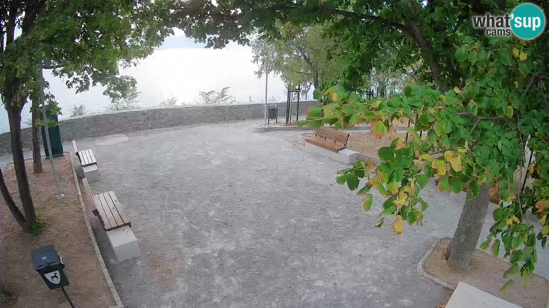 Senj Live Webcam – Schriftstellerpark und Velebit-Kanal