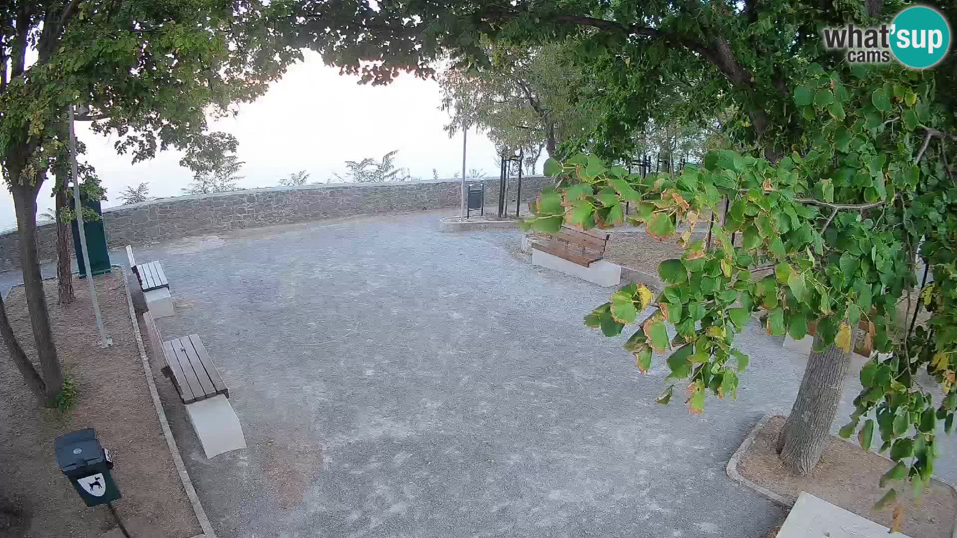 Senj Live Webcam – Schriftstellerpark und Velebit-Kanal