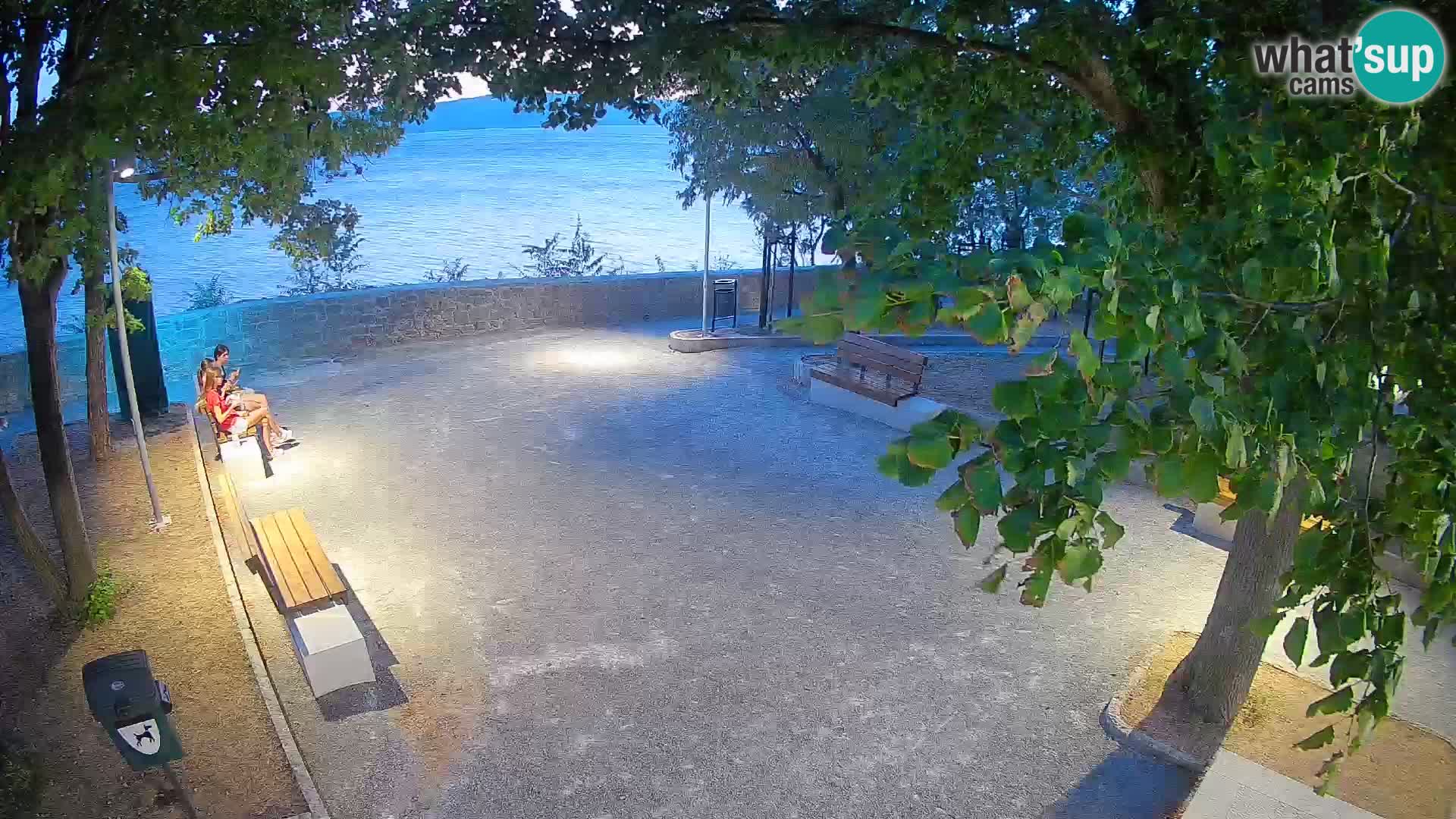 Kamera uživo Senj – Park književnika i Velebitski kanal