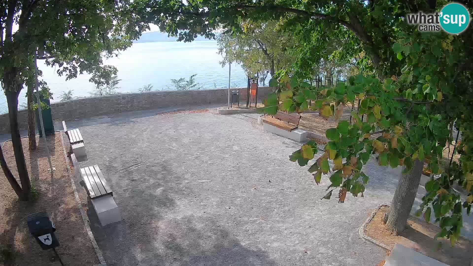 Kamera uživo Senj – Park književnika i Velebitski kanal