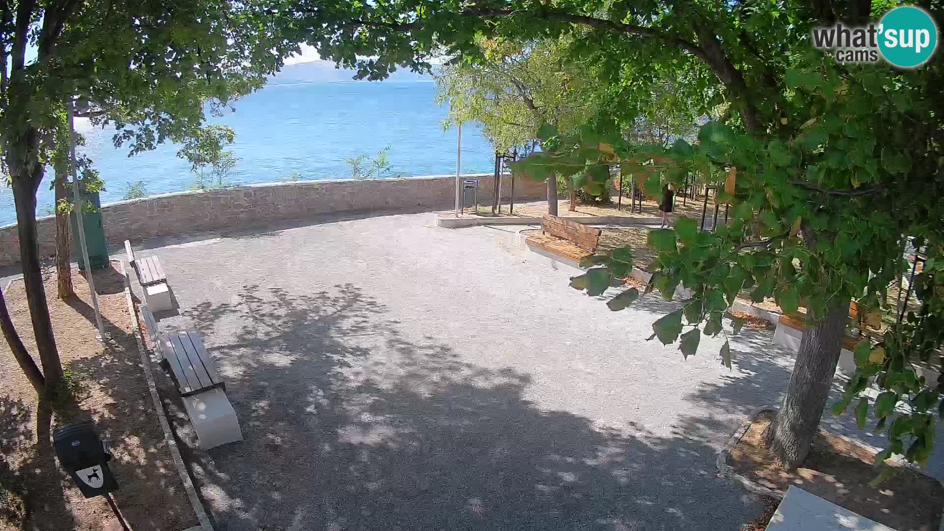 Webcam Senj en direct – Parc des Écrivains et canal du Velebit