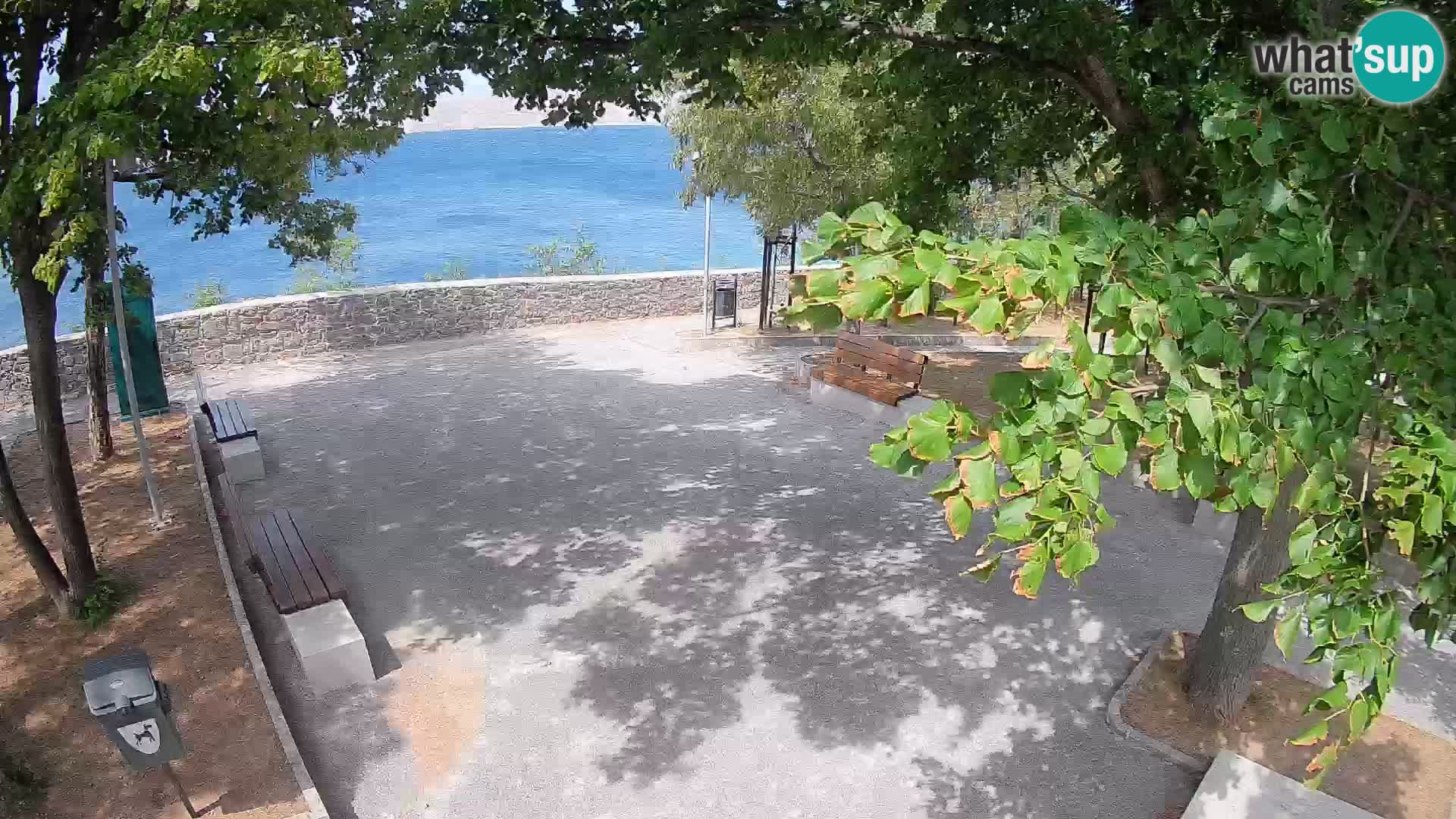 Webcam Senj en direct – Parc des Écrivains et canal du Velebit