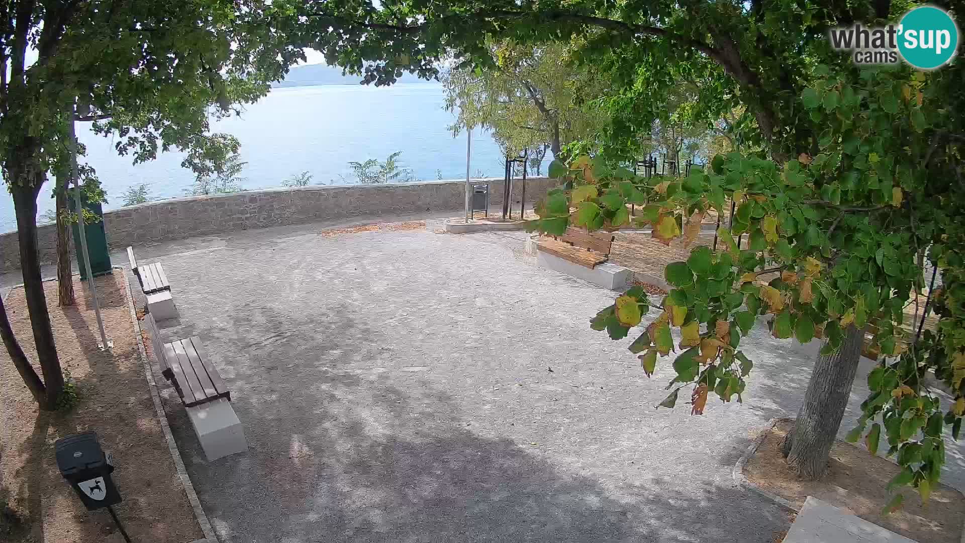 Webcam Senj en direct – Parc des Écrivains et canal du Velebit