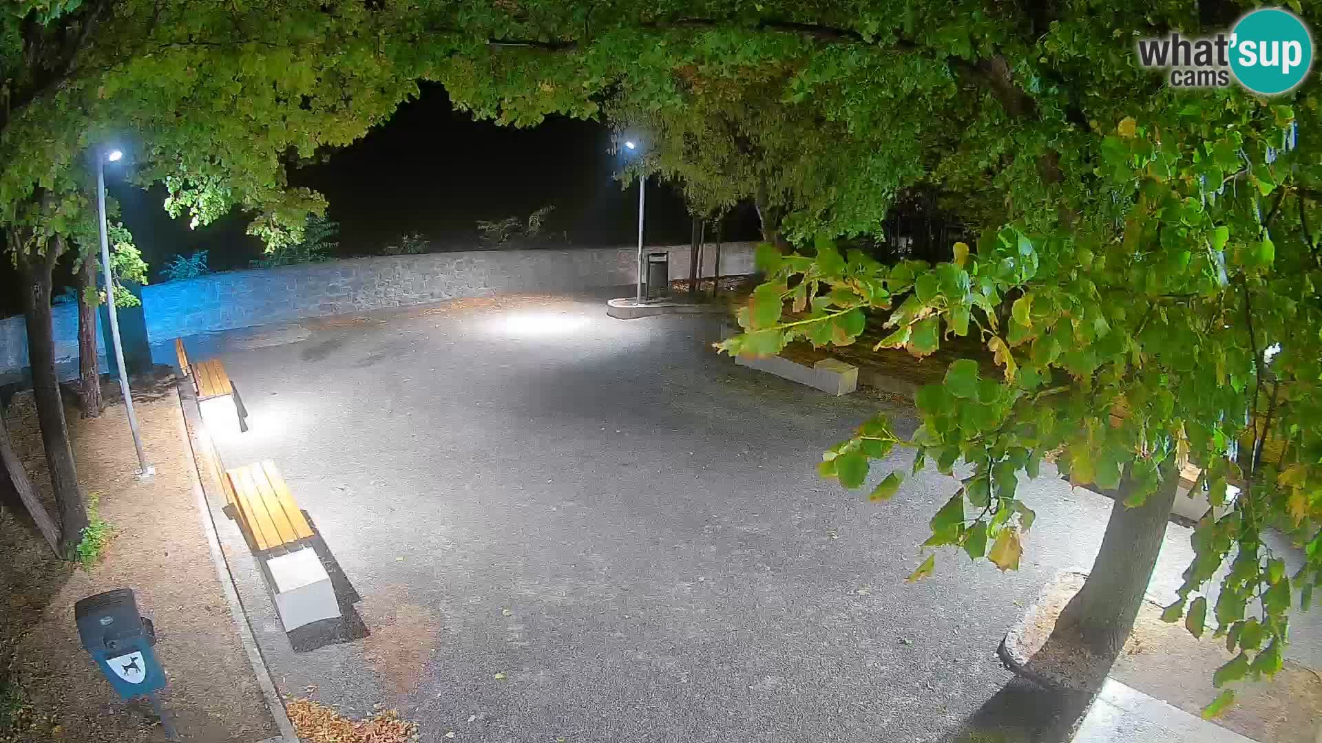 Webcam Senj en direct – Parc des Écrivains et canal du Velebit