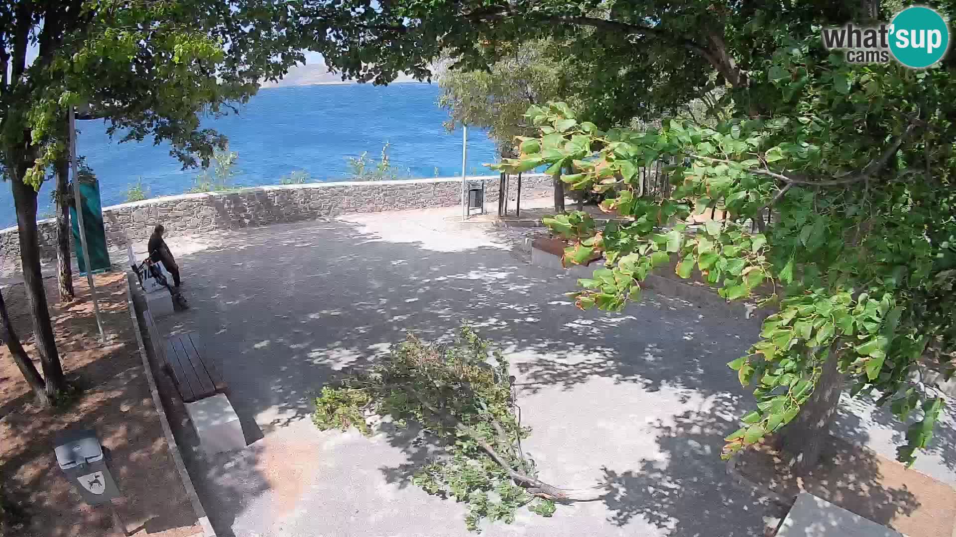 Senj Live Webcam – Schriftstellerpark und Velebit-Kanal