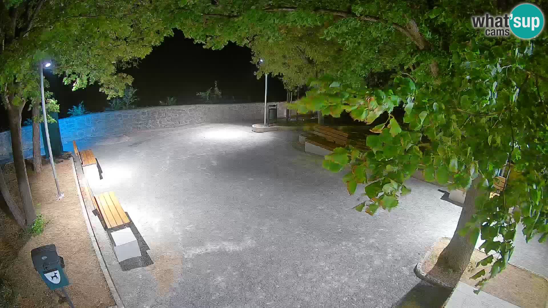 Senj Live Webcam – Schriftstellerpark und Velebit-Kanal