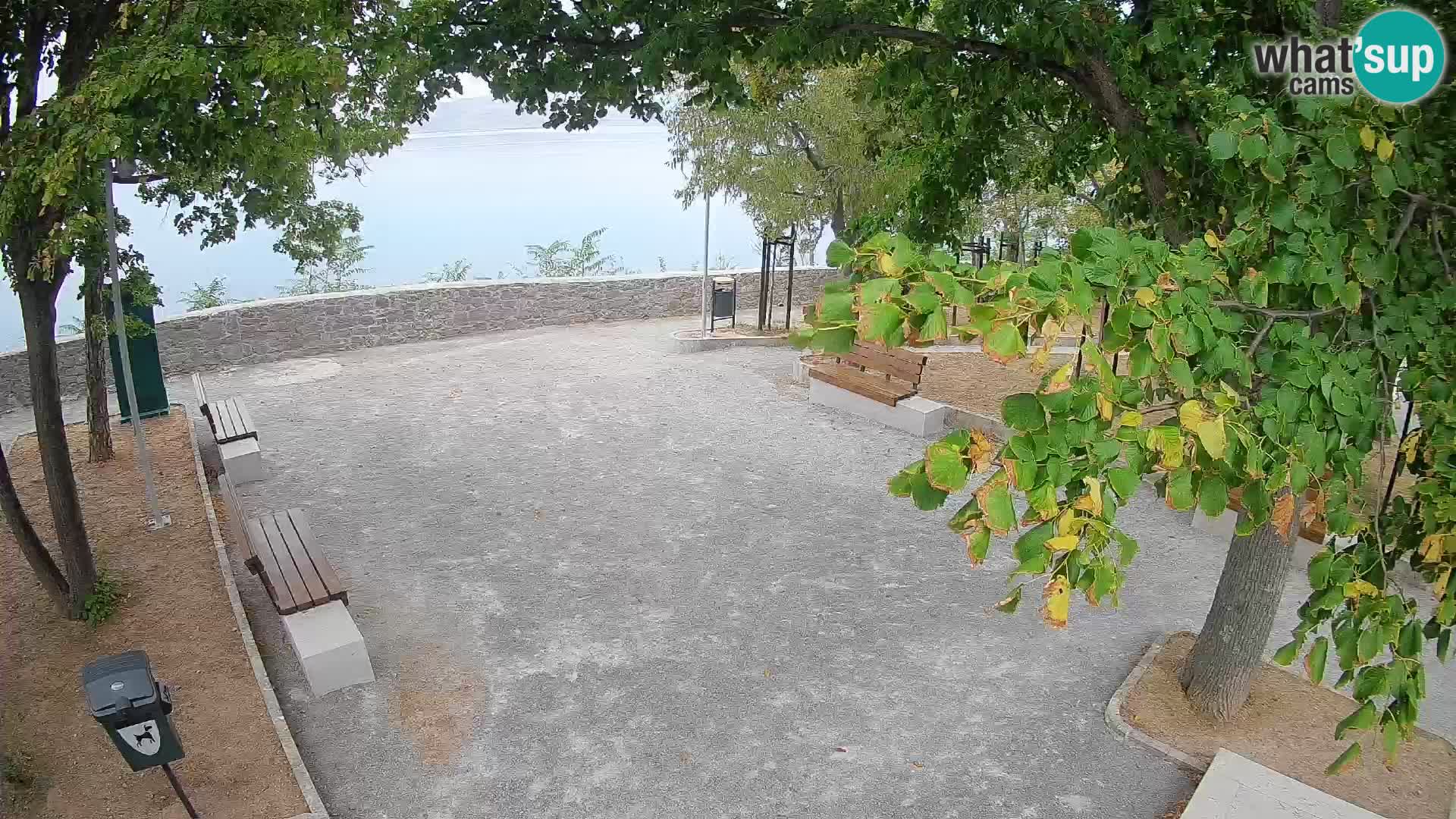 Senj Live Webcam – Schriftstellerpark und Velebit-Kanal