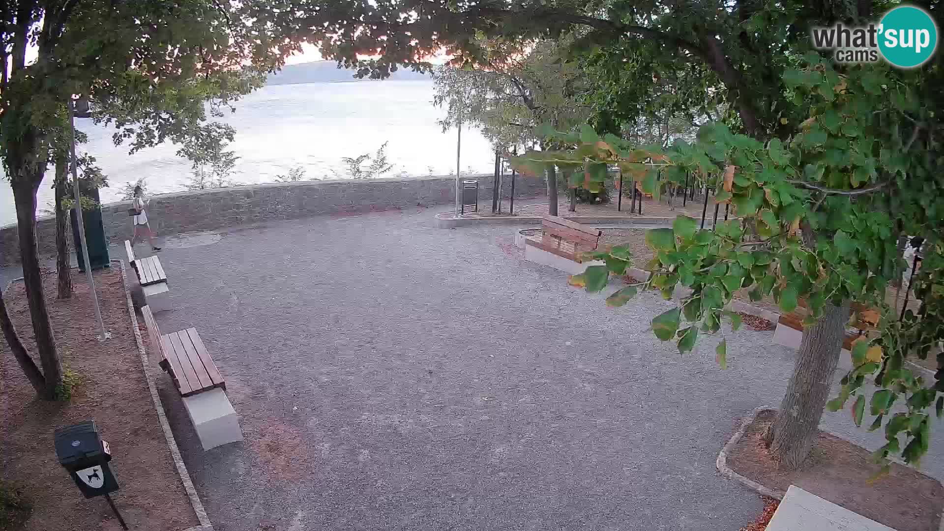 Webcam Senj en direct – Parc des Écrivains et canal du Velebit