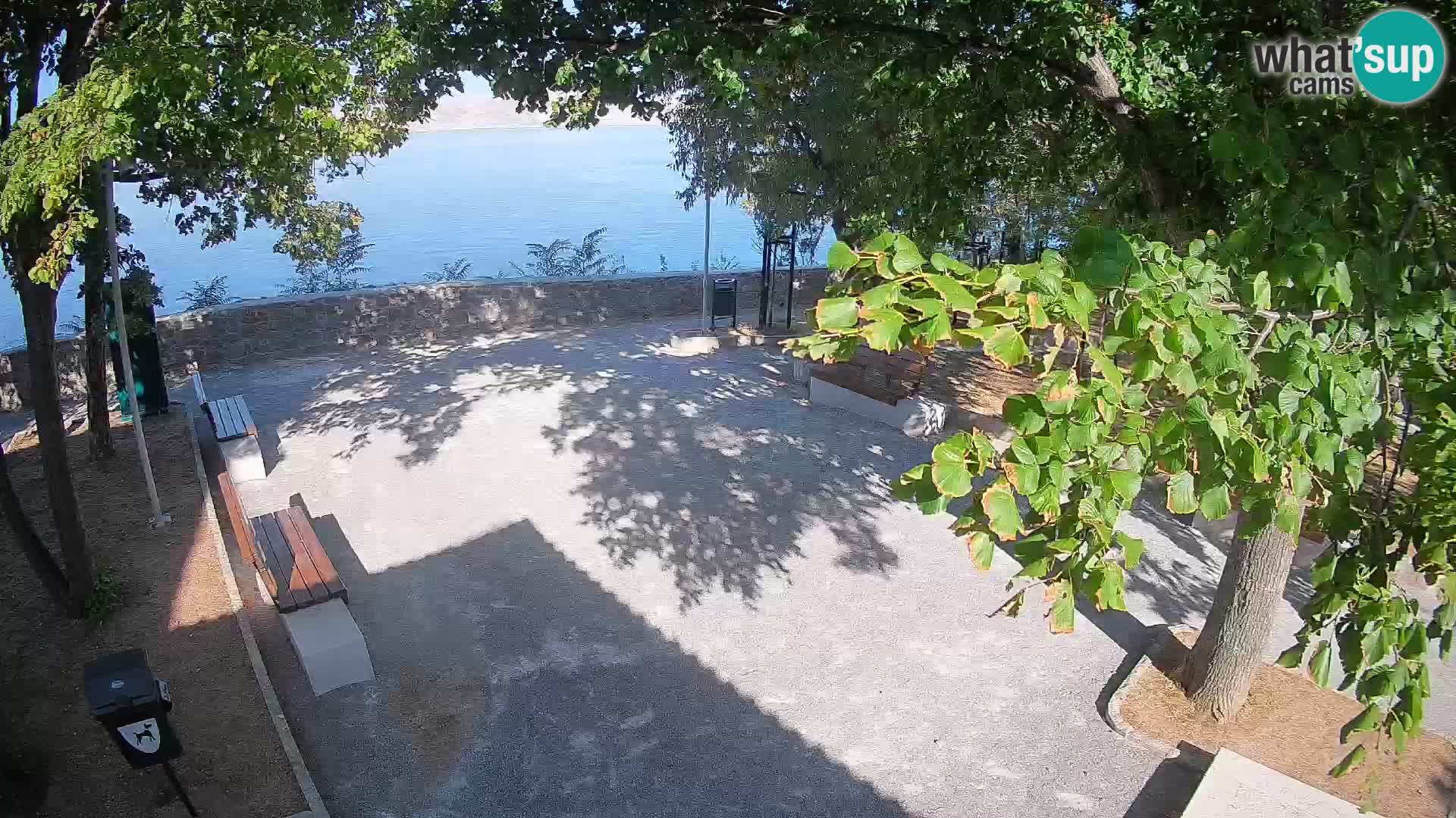 Kamera uživo Senj – Park književnika i Velebitski kanal