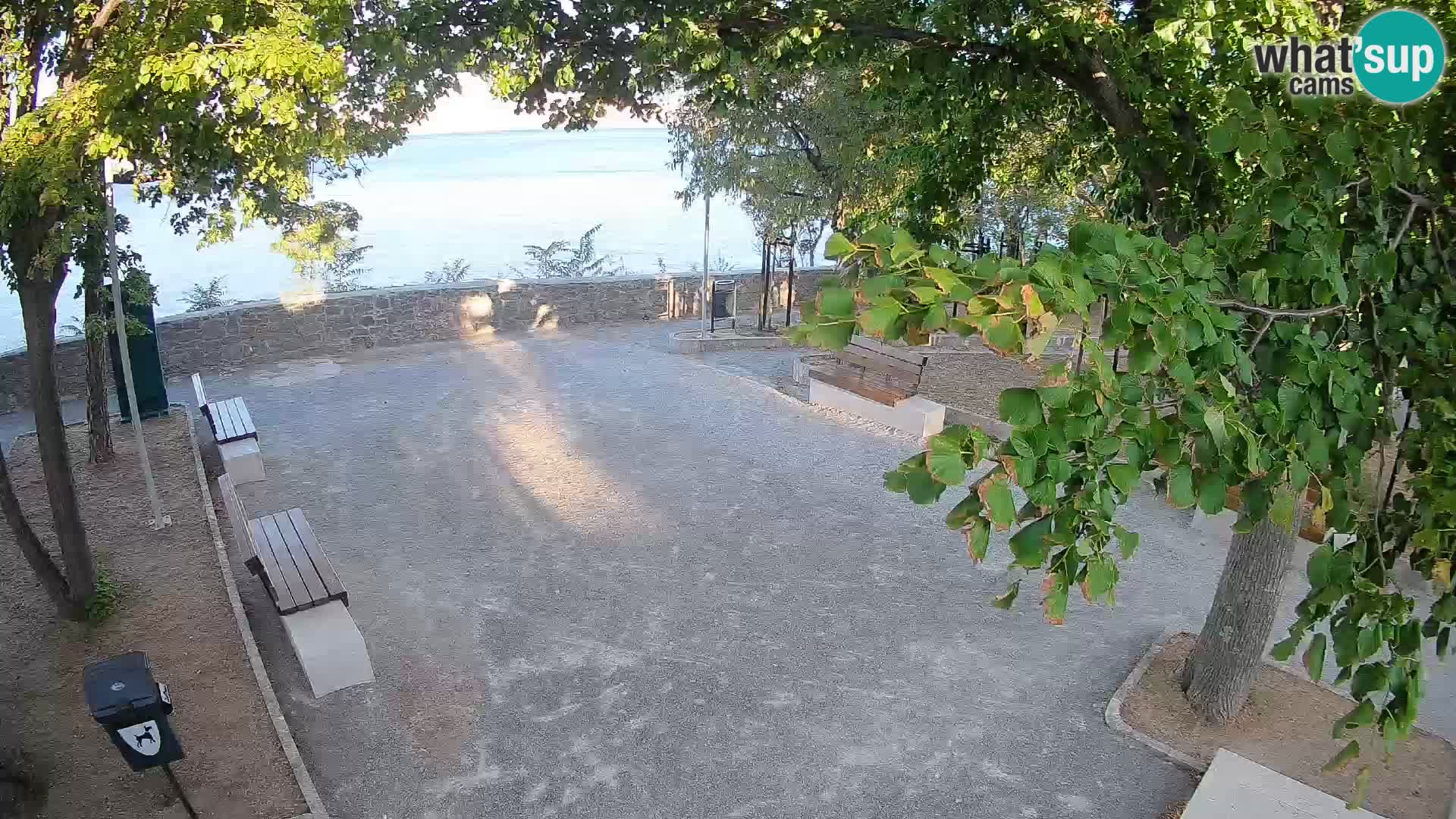 Senj Live Webcam – Schriftstellerpark und Velebit-Kanal
