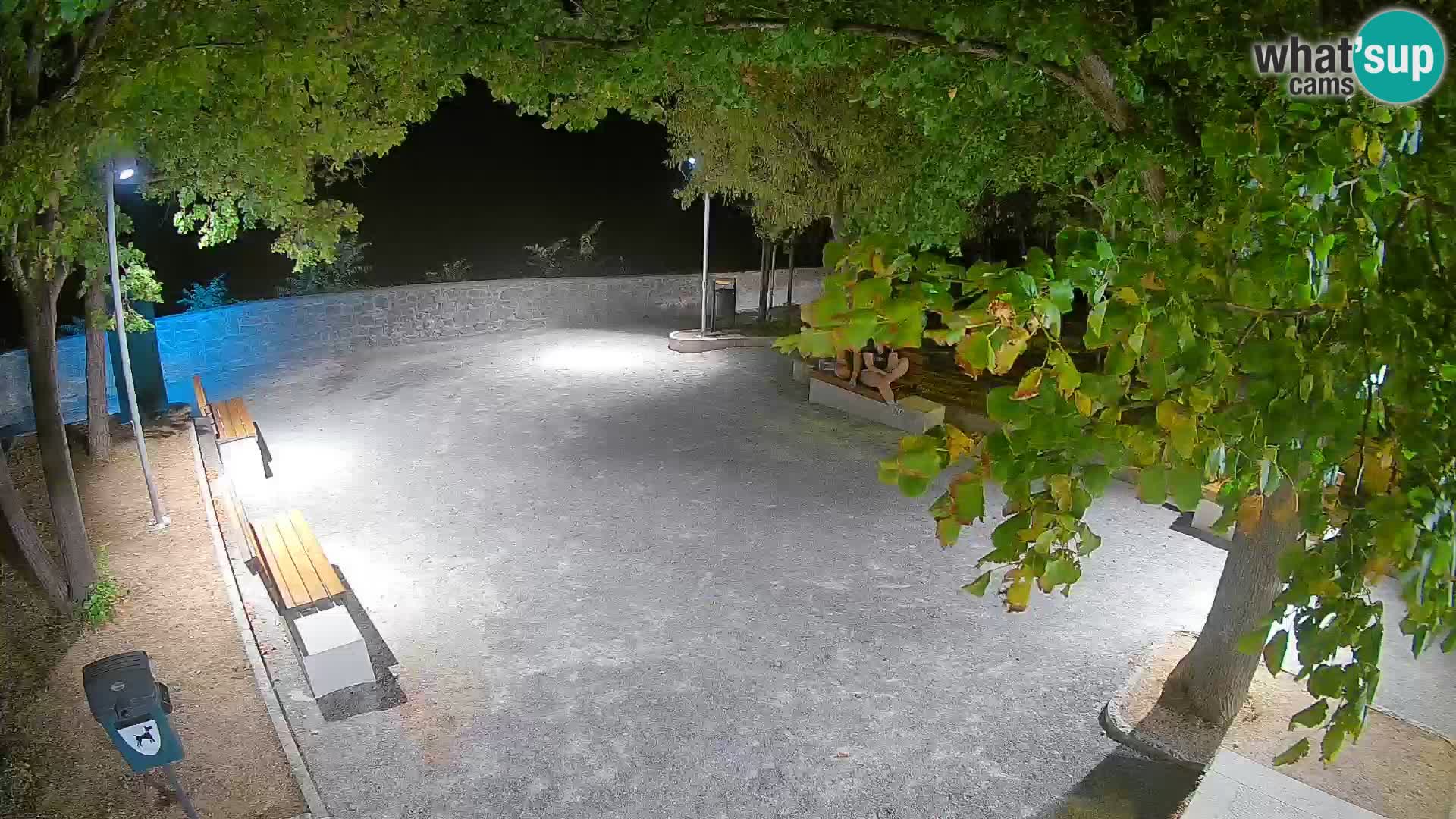 Webcam Senj en direct – Parc des Écrivains et canal du Velebit