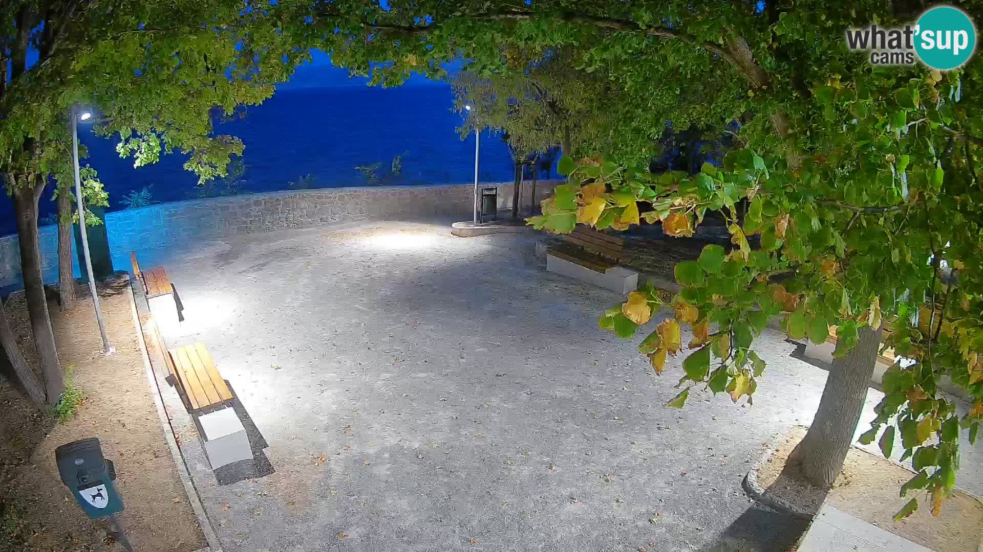 Webcam Senj en direct – Parc des Écrivains et canal du Velebit