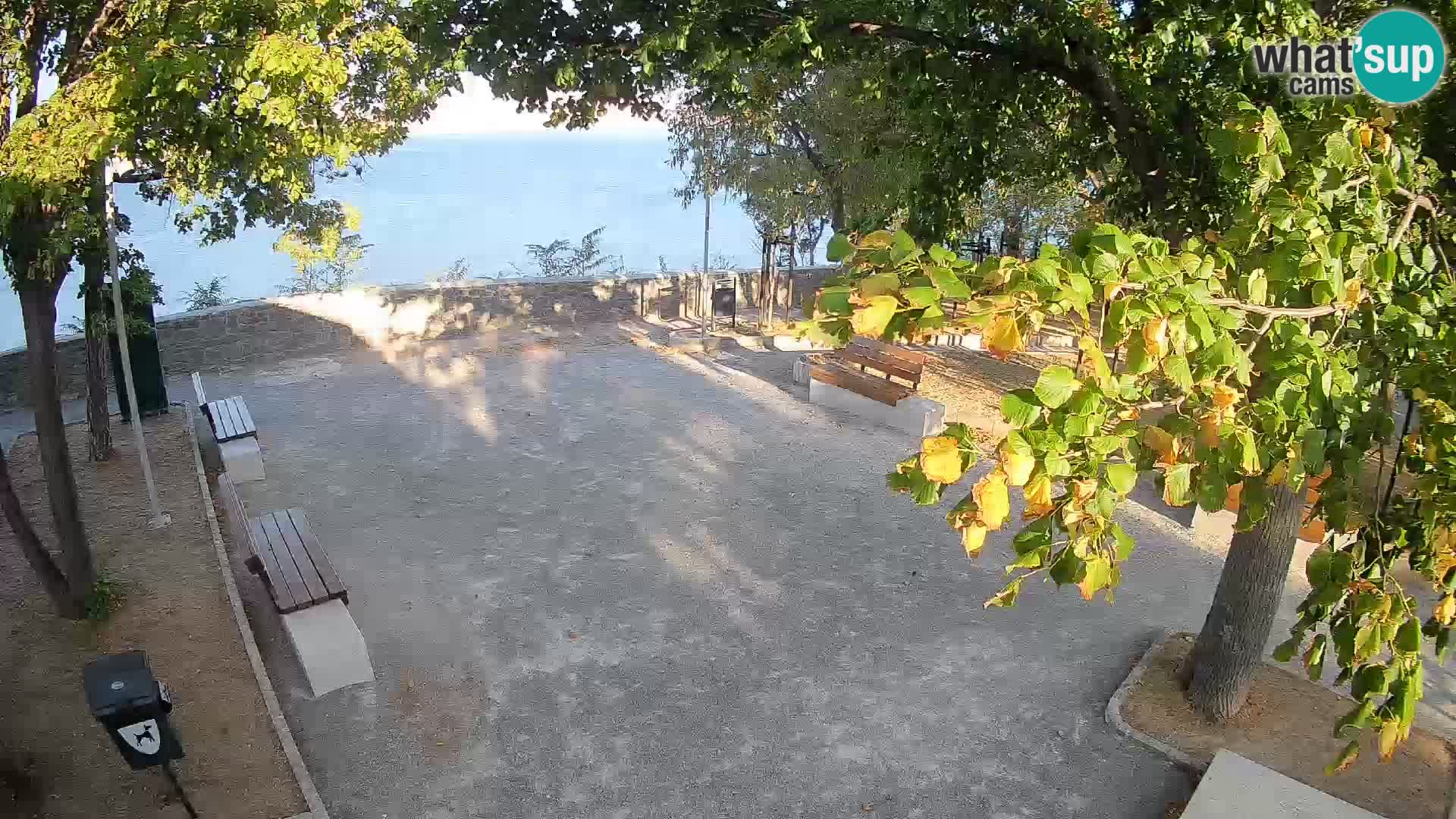 Senj Live Webcam – Schriftstellerpark und Velebit-Kanal