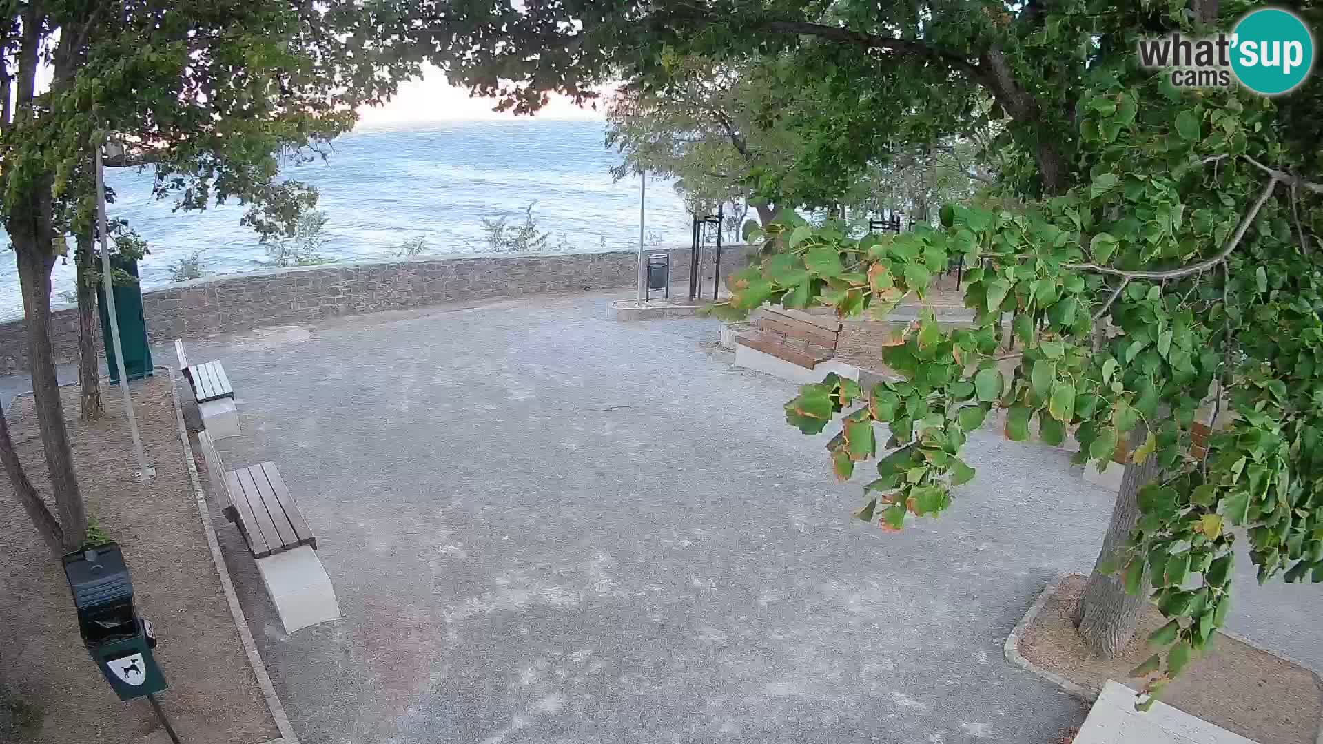 Kamera uživo Senj – Park književnika i Velebitski kanal