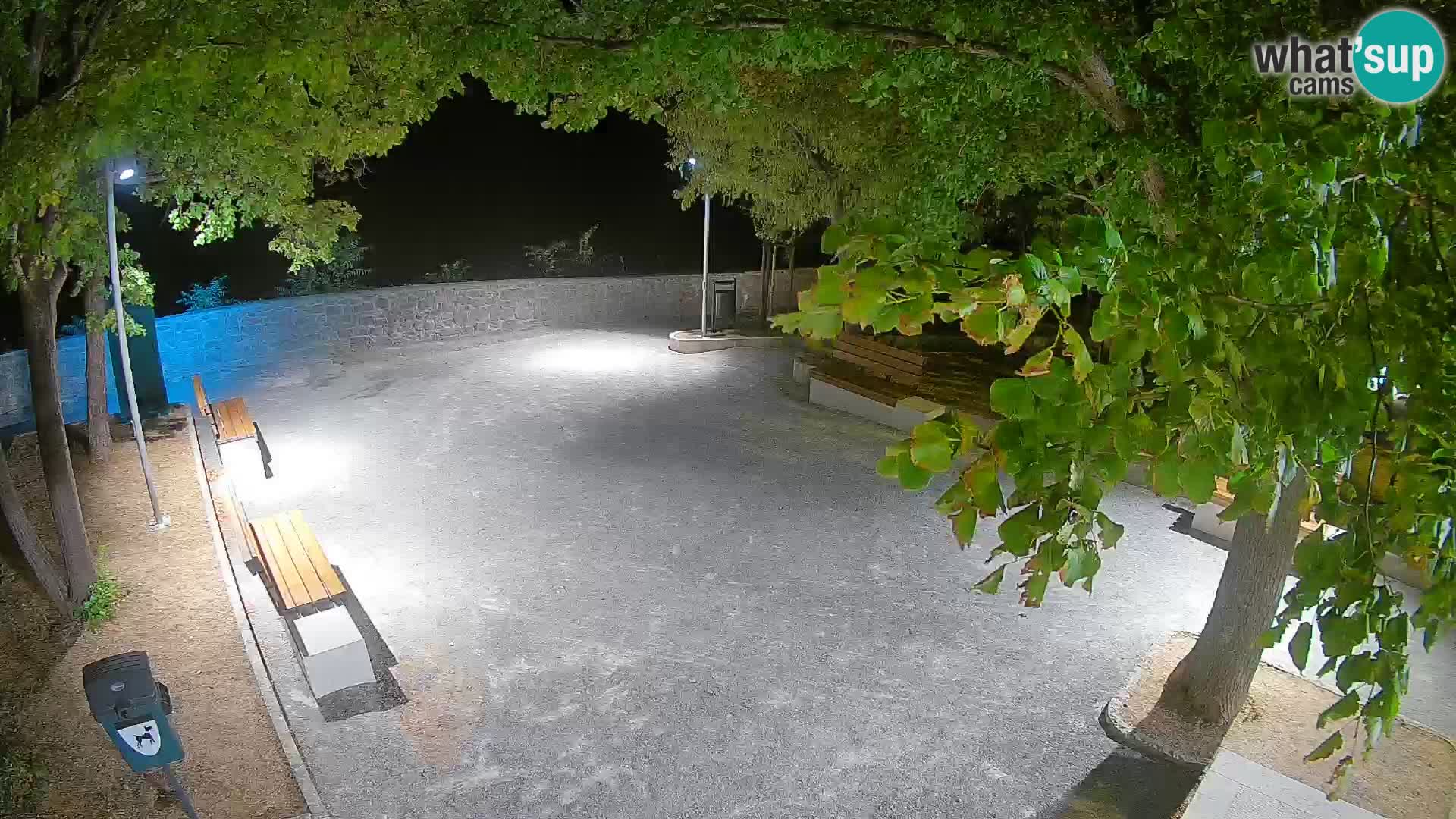 Webcam Senj en direct – Parc des Écrivains et canal du Velebit