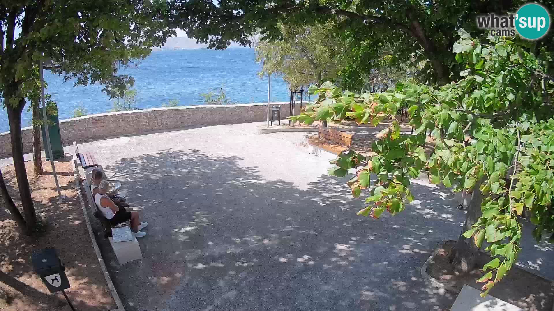 Webcam Senj en direct – Parc des Écrivains et canal du Velebit