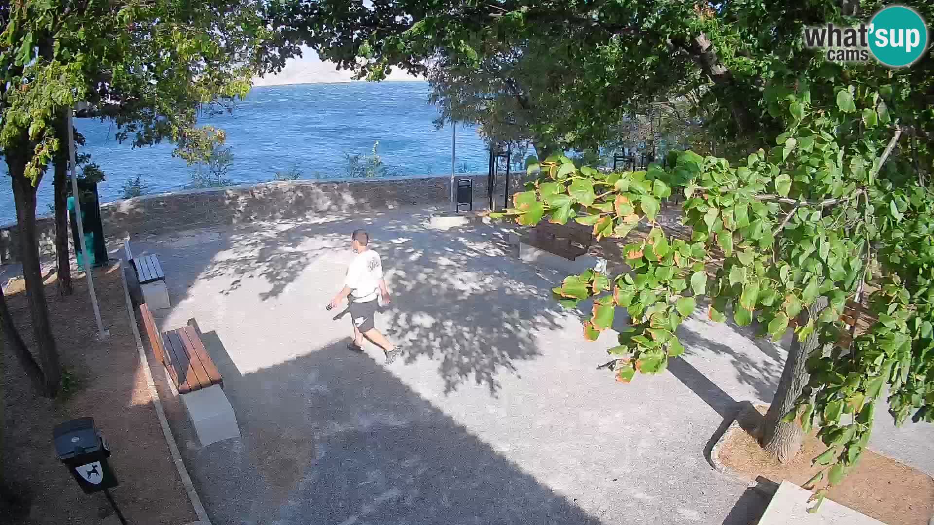 Webcam Senj en direct – Parc des Écrivains et canal du Velebit