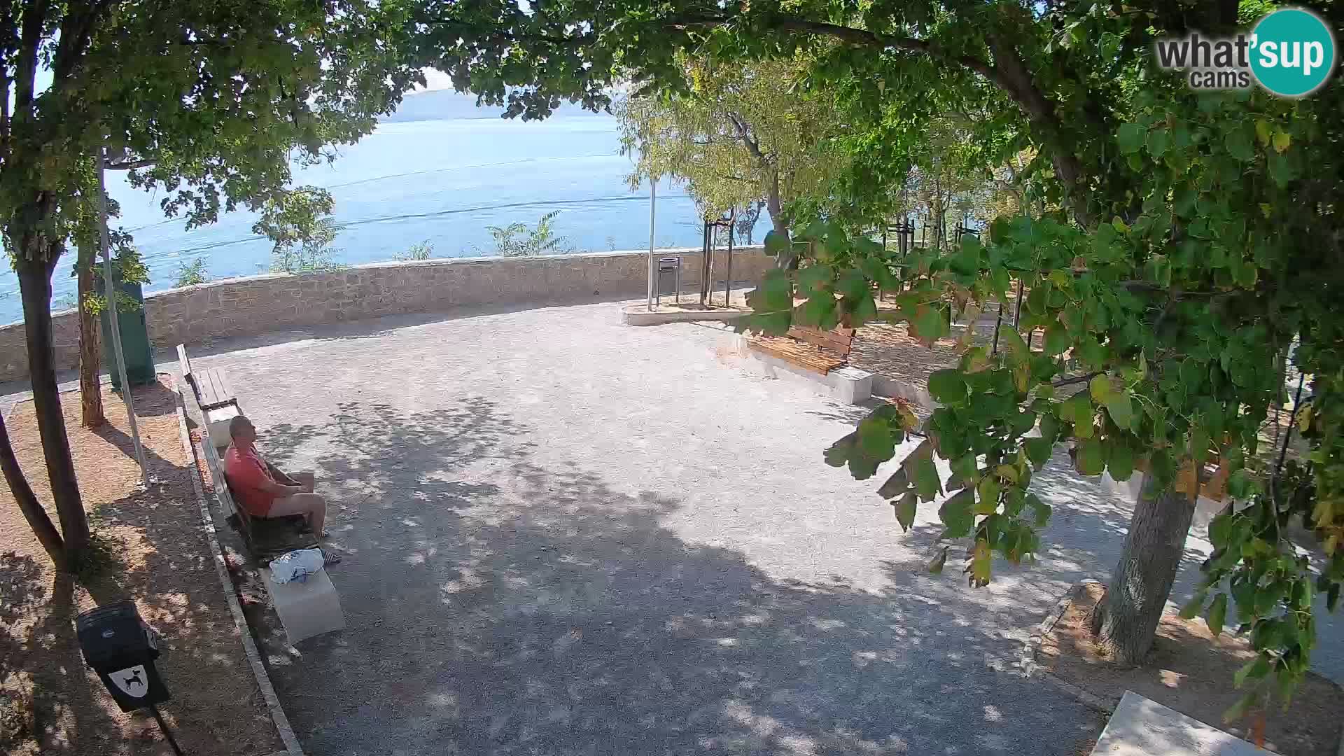 Webcam Senj en direct – Parc des Écrivains et canal du Velebit